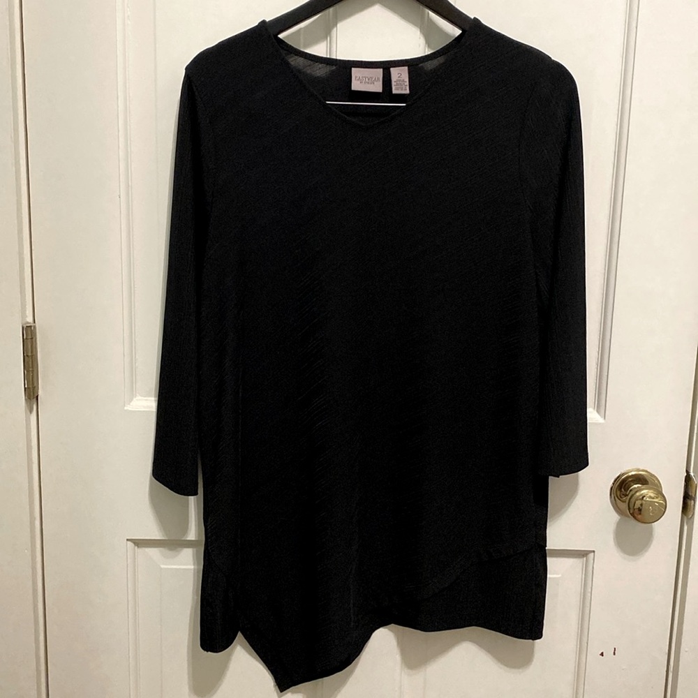 Chico’s Black Easywear Tunic Top Size 2 or Large